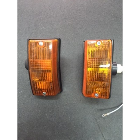 COPPIA INDICATORI DI DIREZIONE FRECCE ANTERIORI VESPA PX 125/150/200