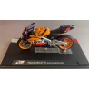 MODELLINO REPLICA HONDA RC211V ALEX BARROS 2004 Scala 1:22