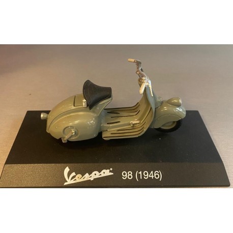 MODELLINO PIAGGIO VESPA 98 (1946) SCALA 1:22