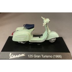MODELLINO PIAGGIO VESPA 125 GRAN TURISMO (1966) SCALA 1:22