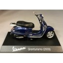MODELLINO PIAGGIO VESPA GRANTURISMO (2003) SCALA 1:22